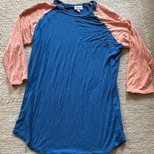 LuLaRoe Raglan 3/4 Sleeve Blue and Pink Tee